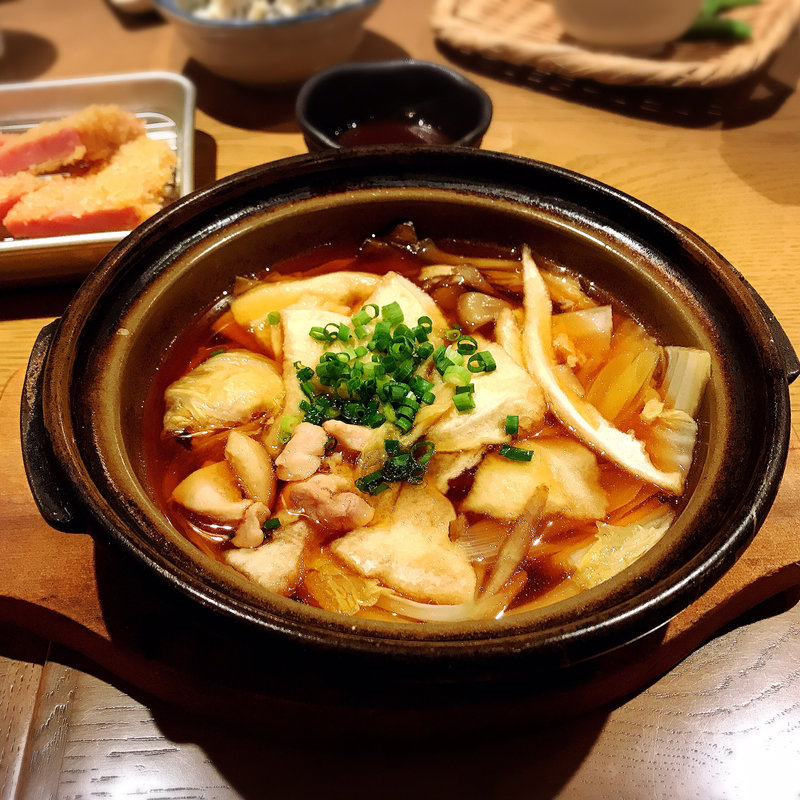 鶏ときのこのせんべい汁(大魚)