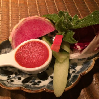 生野菜とトマト味噌(食幹 渋谷)