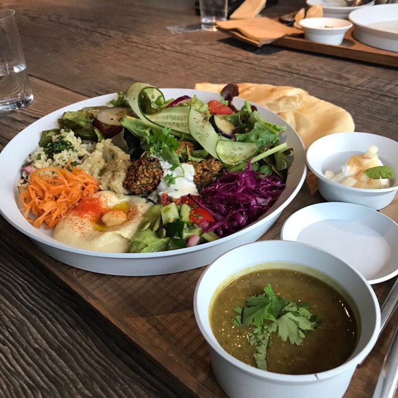 メゼの盛り合わせプレート(FYLGDU MÉR OSAKA)