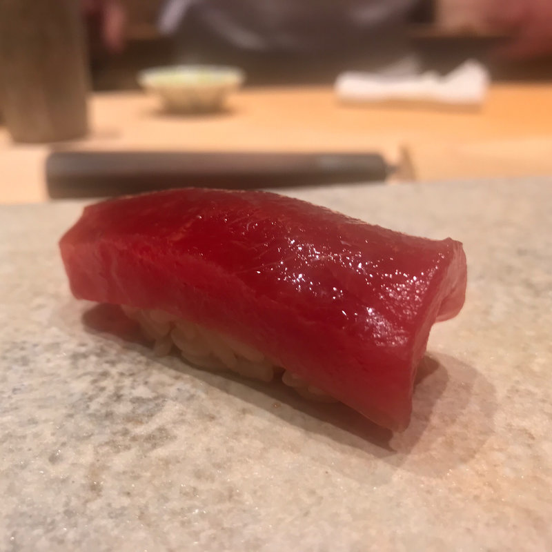 赤身ヅケ(鮨 由う)