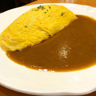 オムライスカレー(カレー料理の店 白川 本店 )