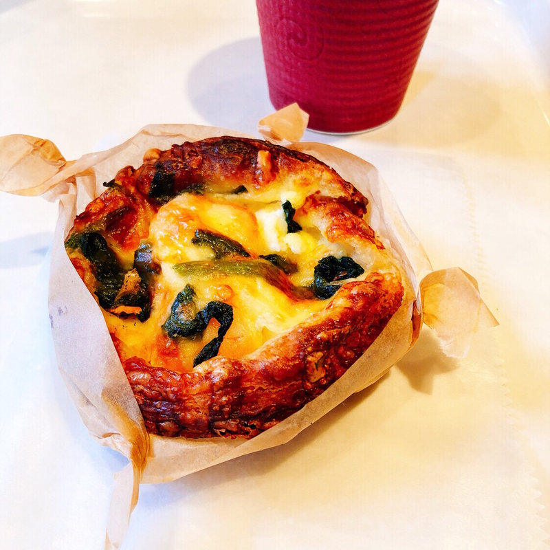 海老とほうれん草のクロワッサン(BellTeco)