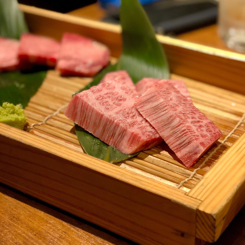 特上ロース(肉のとみい 綱島店)