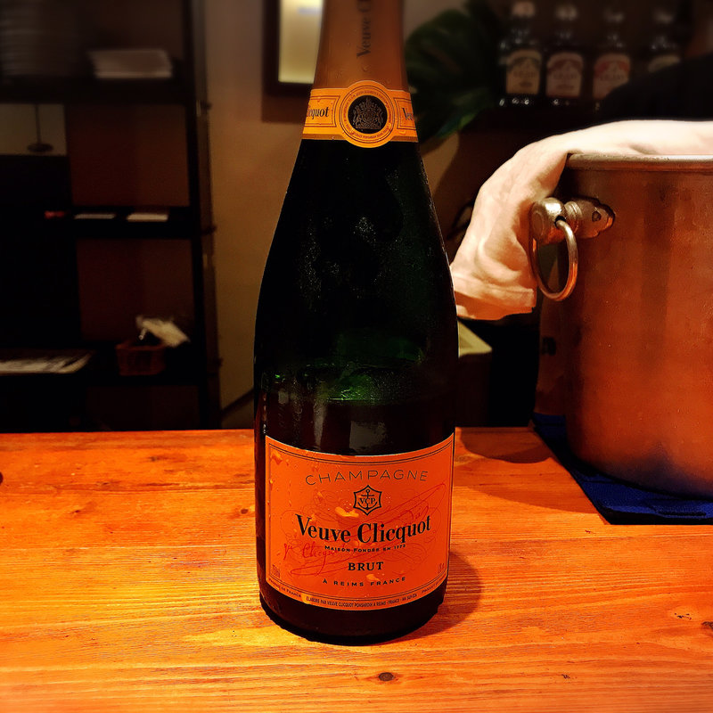 ヴーヴクリコ(M.E.S. Cafe & Bar)