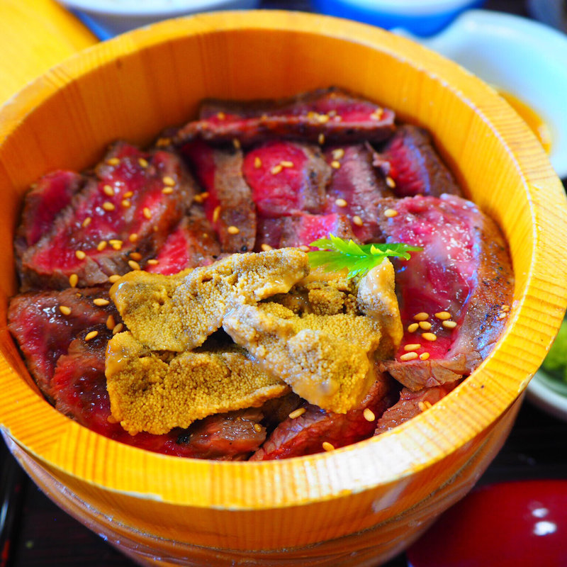 淡路牛と生ウニ ひつまぶし(絶景レストラン うずの丘)