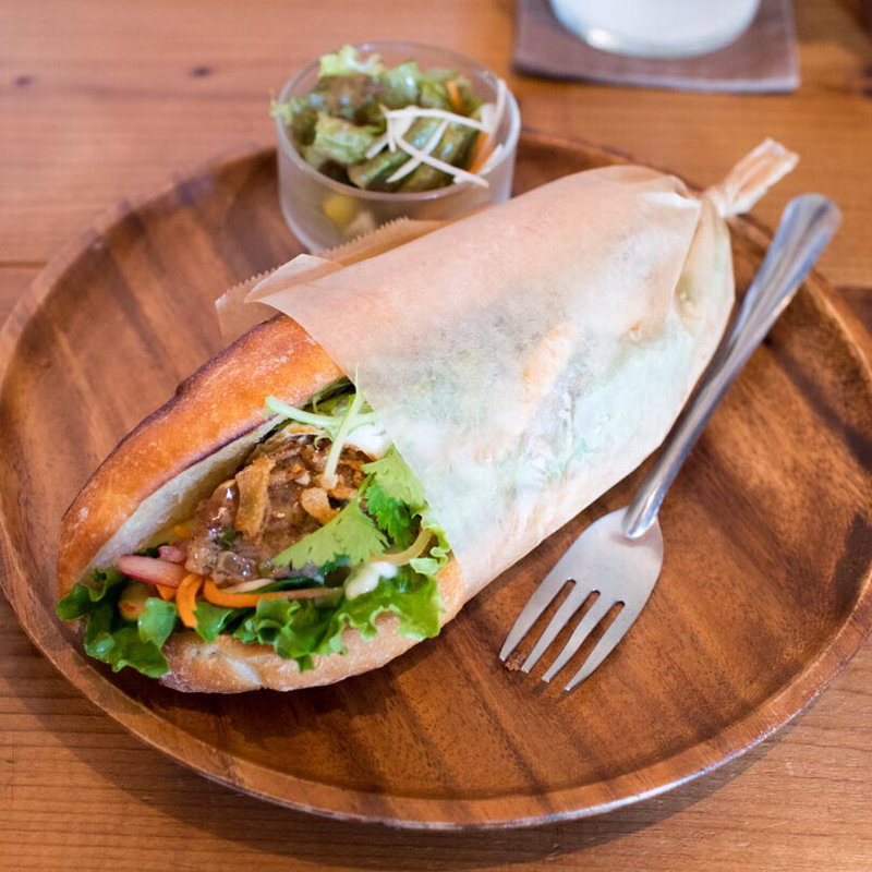 パンのセット(旅する雑貨屋itsumo 食堂itsumo)