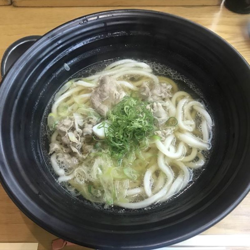 肉うどん(北新地本通り つるとんたん 琴しょう楼)