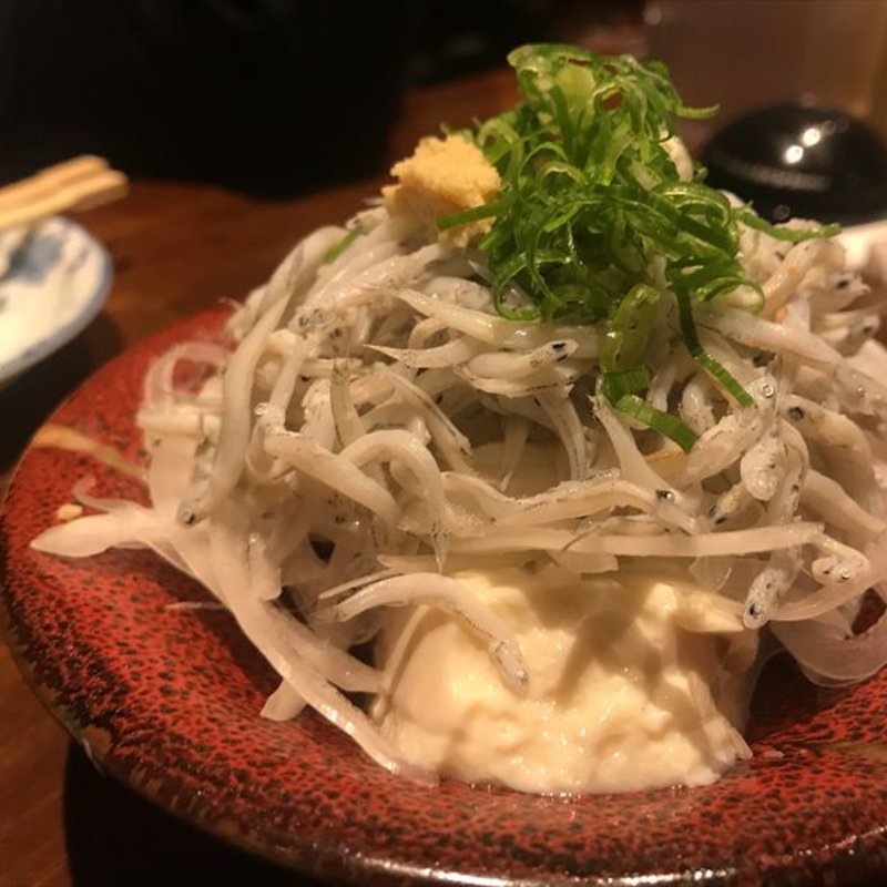 冷奴(おでんと鴨蕎麦居酒屋 じんべえ)