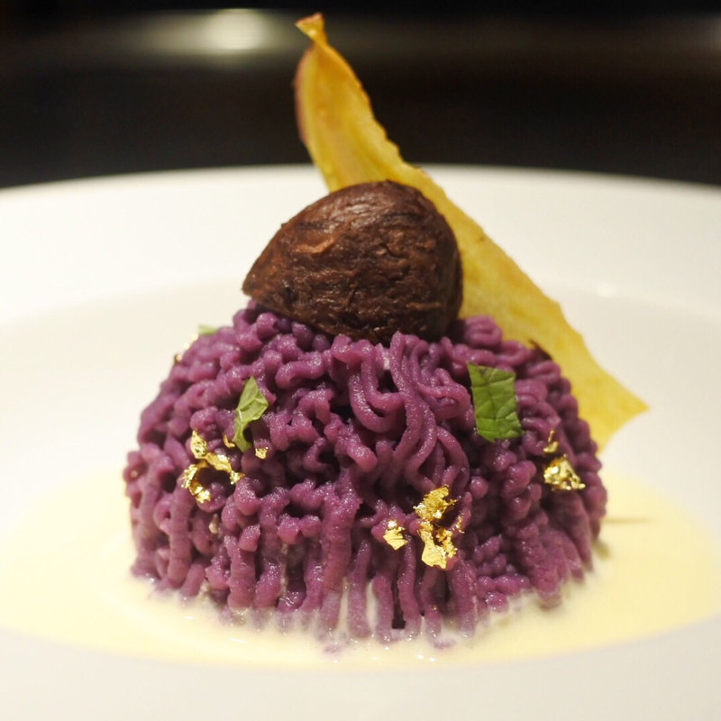 ティラミスと紫芋のモンブラン(鉄板ステーキ 淀屋)