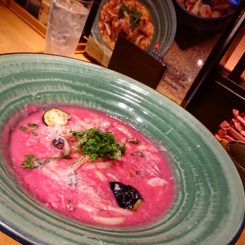 ピンクカルボナーラのおうどん(つるとんたん　宗右衛門町店)