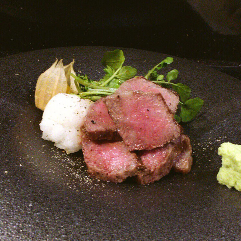 カイノミのステーキ(東心斎橋 八束 （やつづか）)