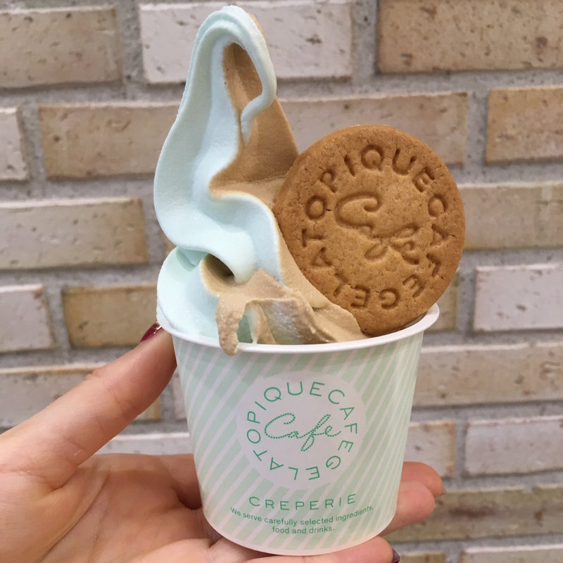 珈琲牛乳×バニラミックスソフトクリーム(ジェラート ピケ カフェ クレープ リー)