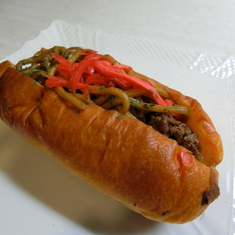 究極の焼きそばパン(ベイキング　シュウ)