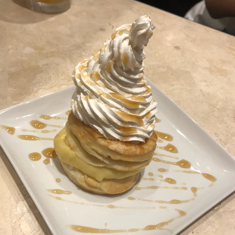 ビスケットサンド(ハニーメイプル)(ケンタッキーフライドチキンビーンズ赤羽店)