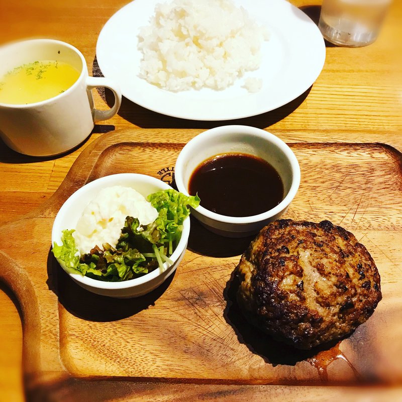 ハンバーグステーキランチ(鶏だらけ)