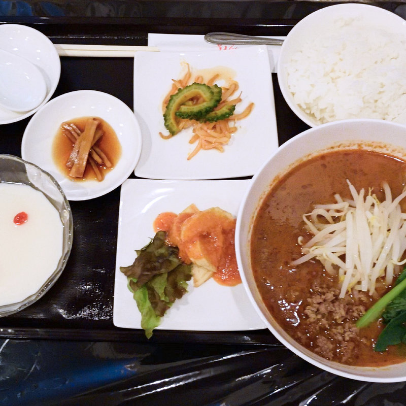 担々麺セット(中華料理 彩宴 （サイエン）)