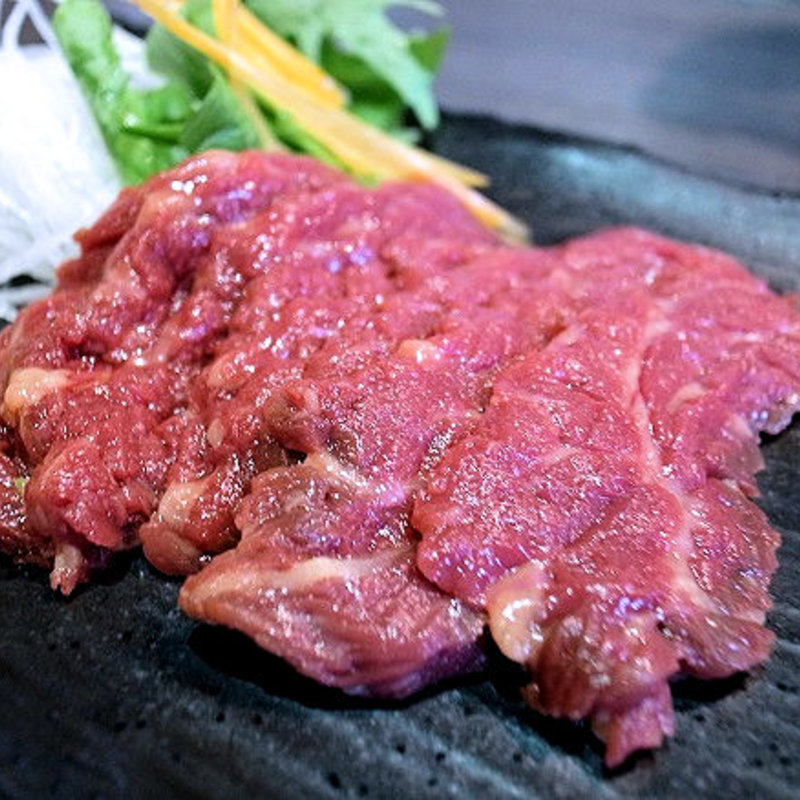 馬刺し（馬のあばら側の肉）(馬ござる)