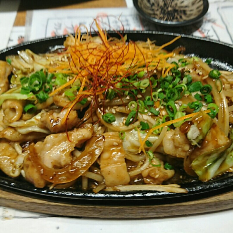 和牛ホルモン鉄板(せいきん )