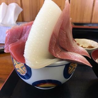海鮮丼(浜めし)