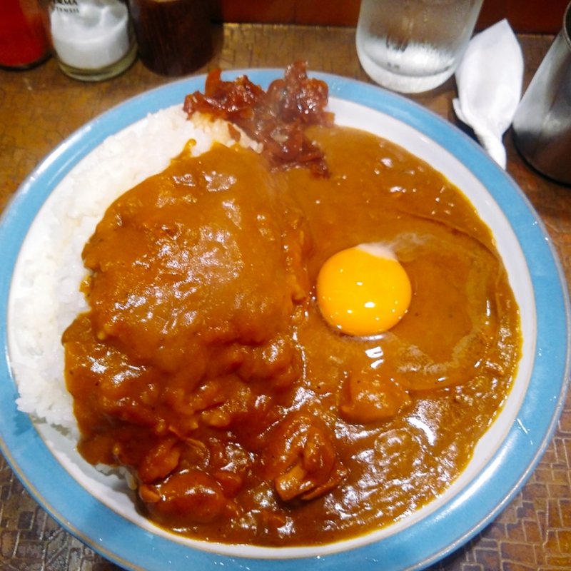 チキンカレー大盛生玉子(マーブル )