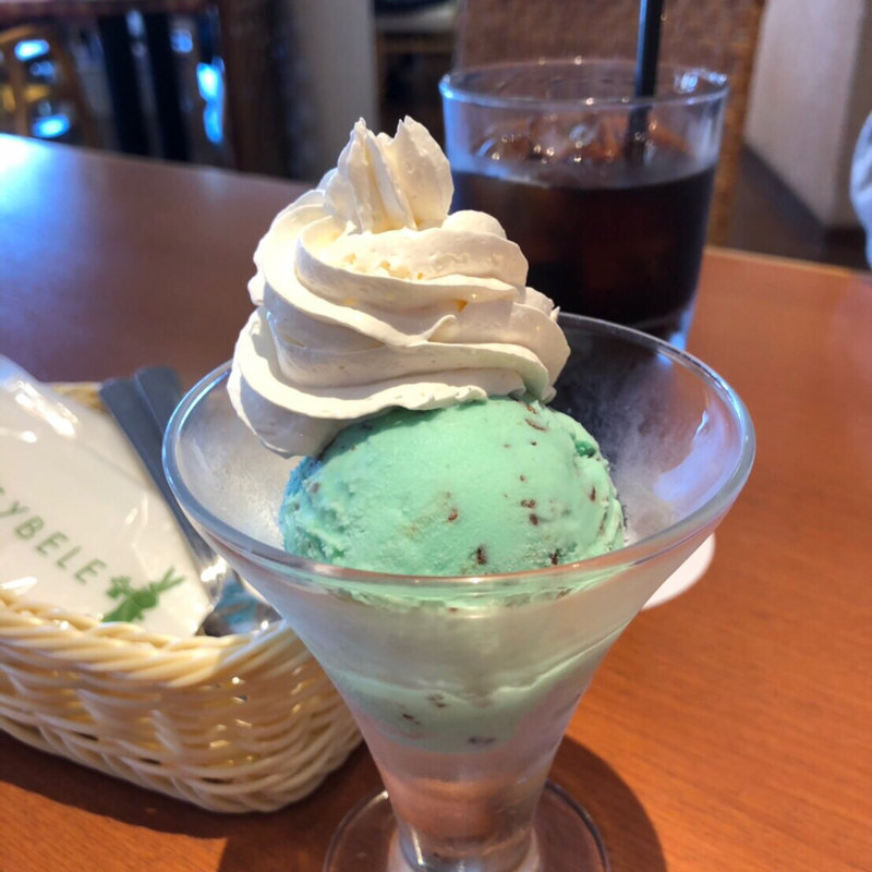 チョコミントアイス(シベールの杜 天童店)