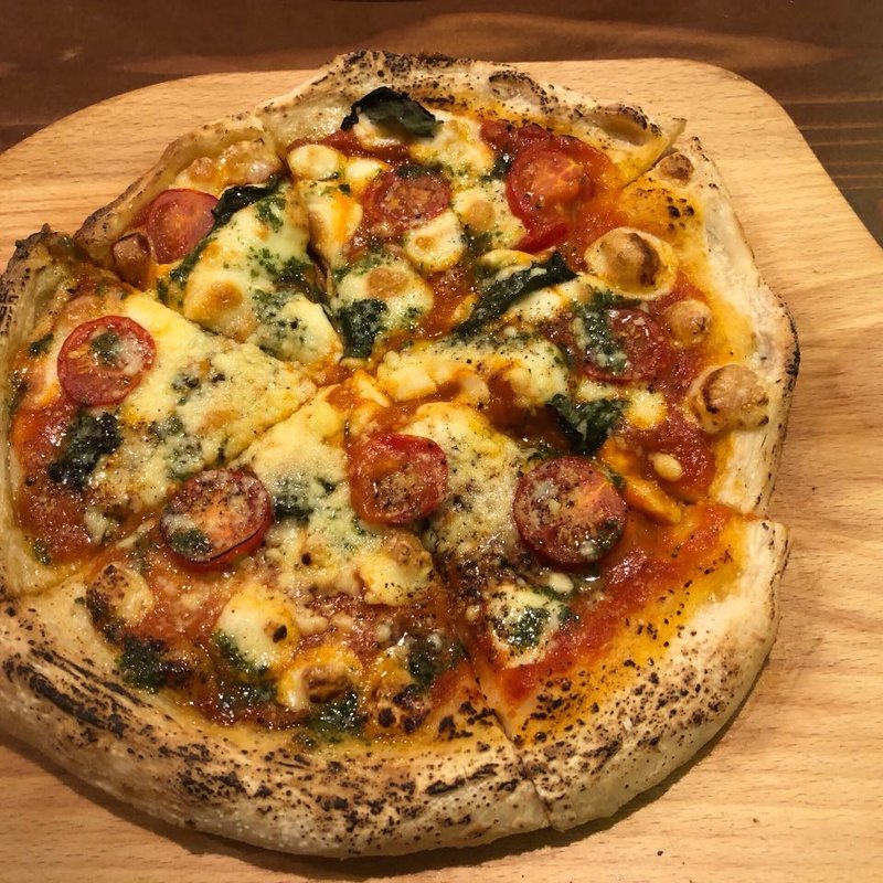 トマトたっぷり バジル&モツァレラ マルゲリータ(Nitro （ニトロ）)