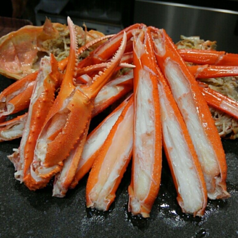 紅ズワイガニボイル(カニとサカナの場 Casava)