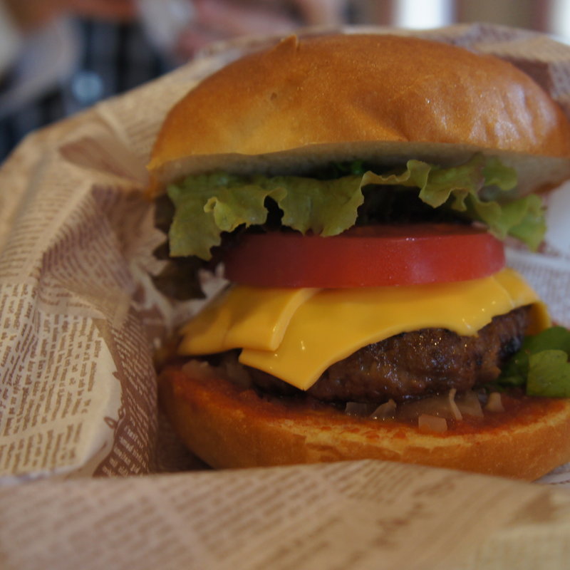 チーズバーガー(S)(湯沢ロイヤルホテル )