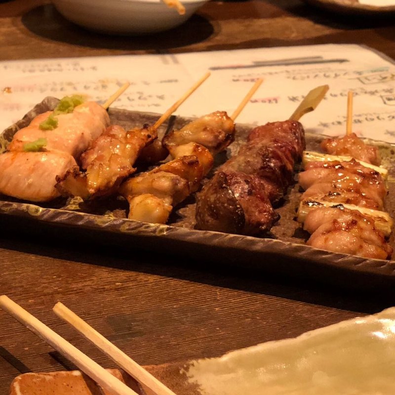 焼き鳥盛り合わせ5本(日比谷鳥こまち 伊勢崎店 （ひびやとりこまち）)