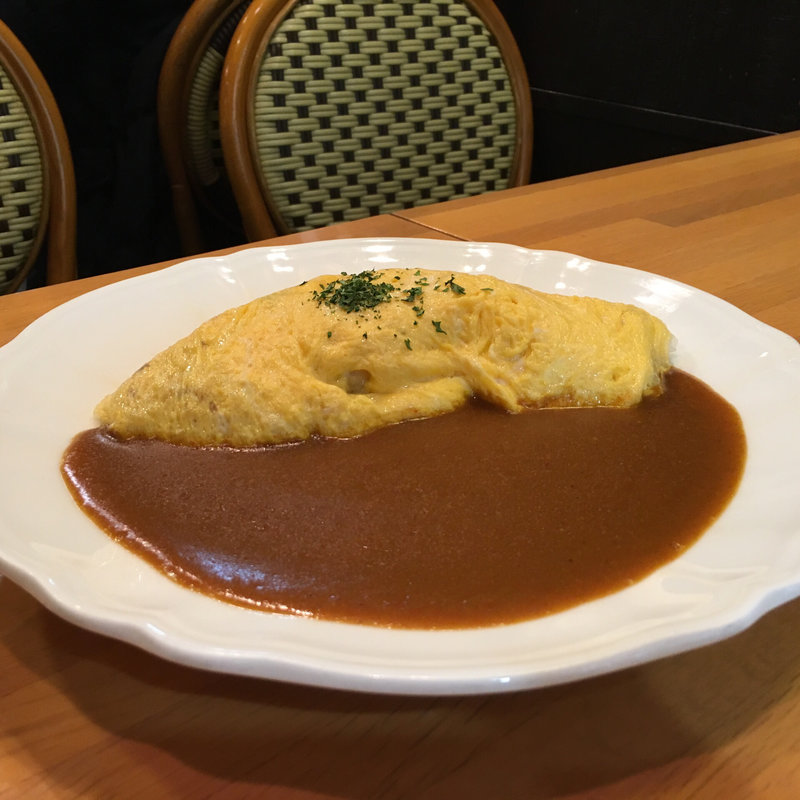 オムライスカレー(カレー料理の店 白川 本店 )