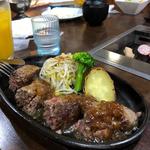 和牛ハンバーグ定食150g(焼肉の一休 )