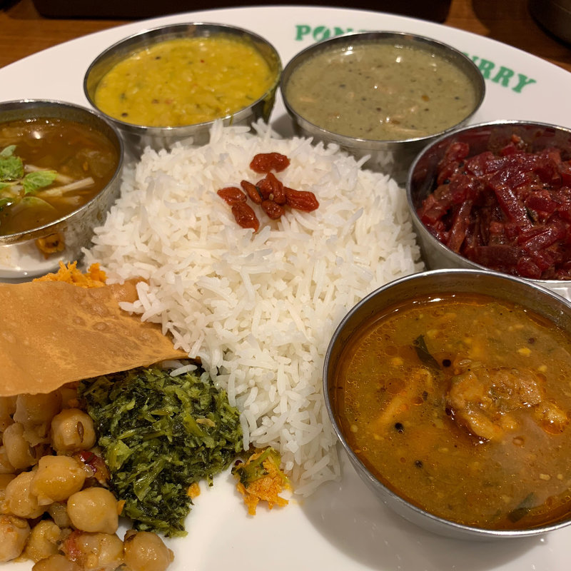 ポンガラプレート(ポンガラカレー大手町プレイス店)