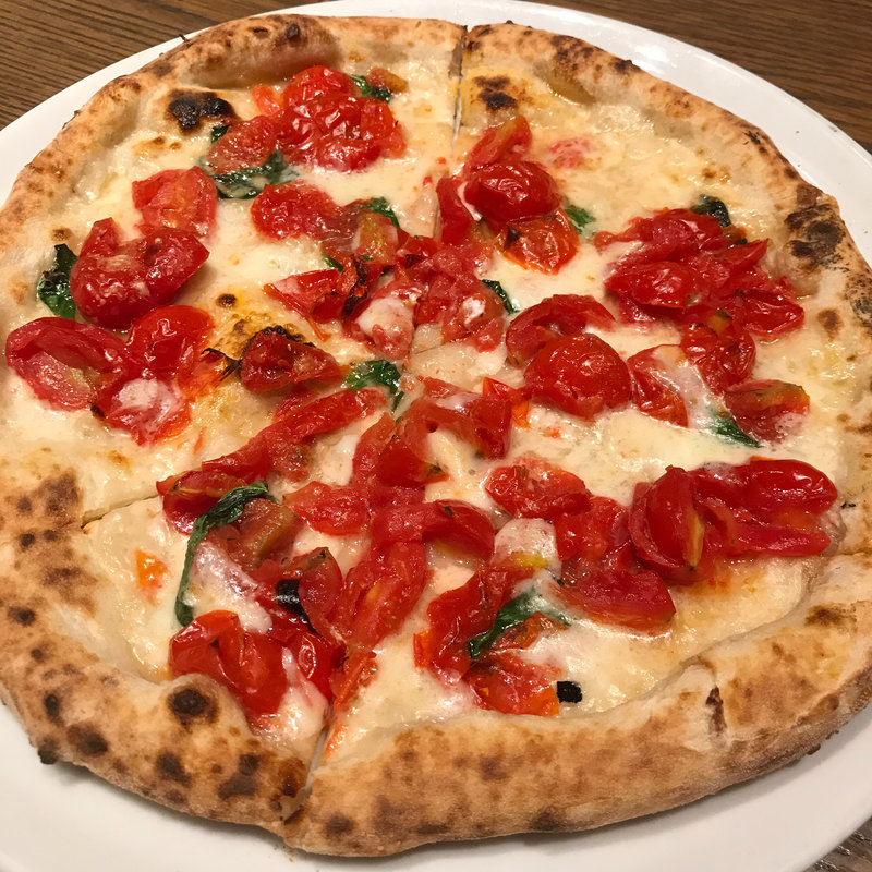 【PIZZA】 DOC ~ドック~DOC ~ドック~ 受賞ピッツァ(SALVATORE CUOMO & BAR 仙川)