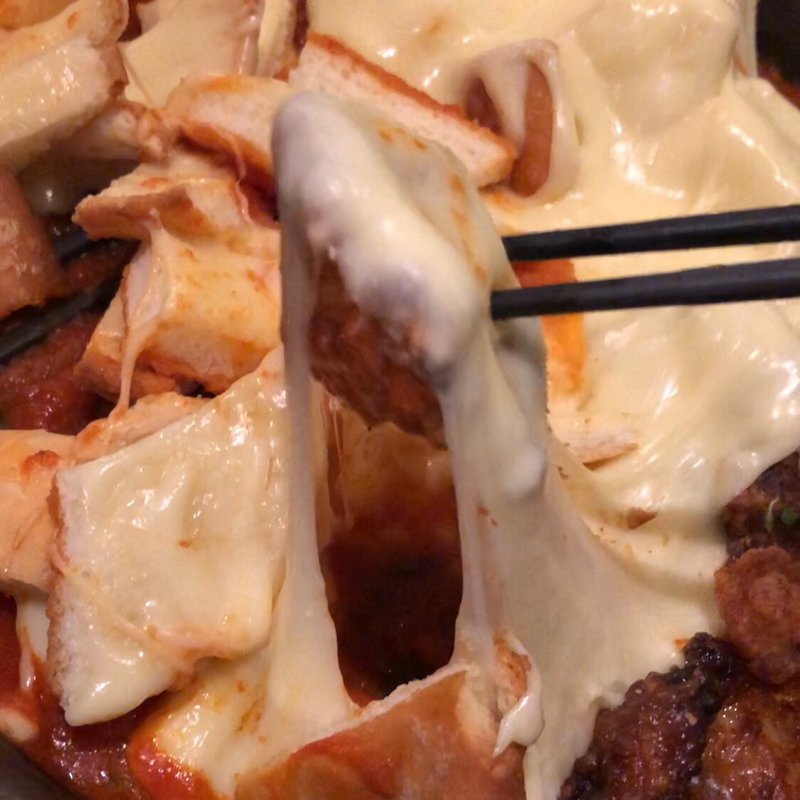 壺漬けザンギのパネチキン(肉・海鮮・チーズ 北海道バル ほろほろ)