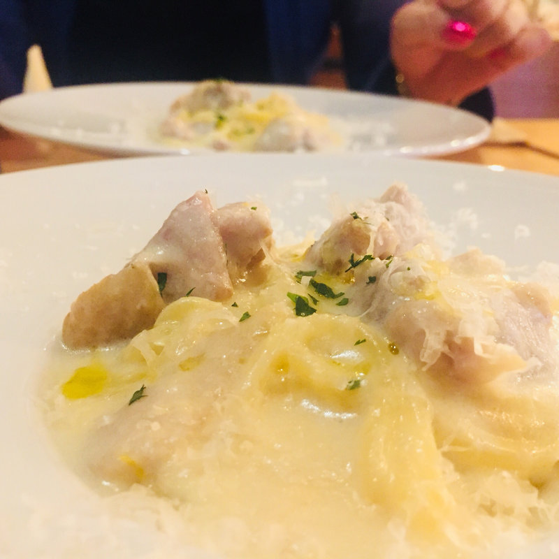 赤鶏のレモンクリームパスタ(ピッツェリア エ トラットリア スペッソ)