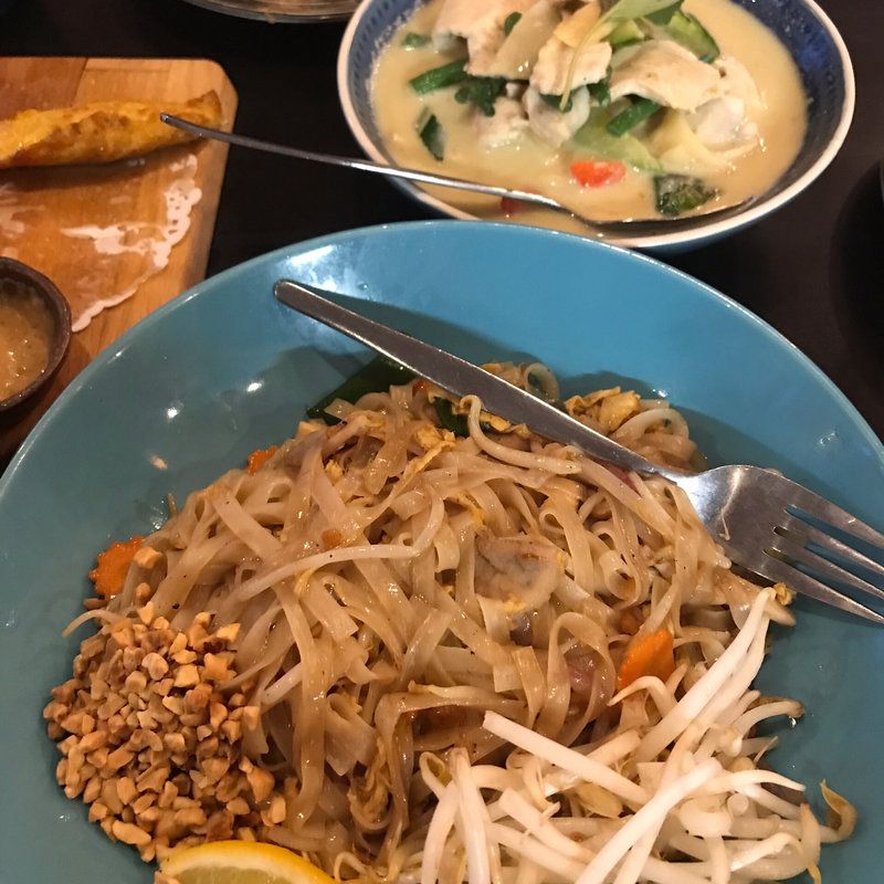 パッタイ(At thai on ferry)