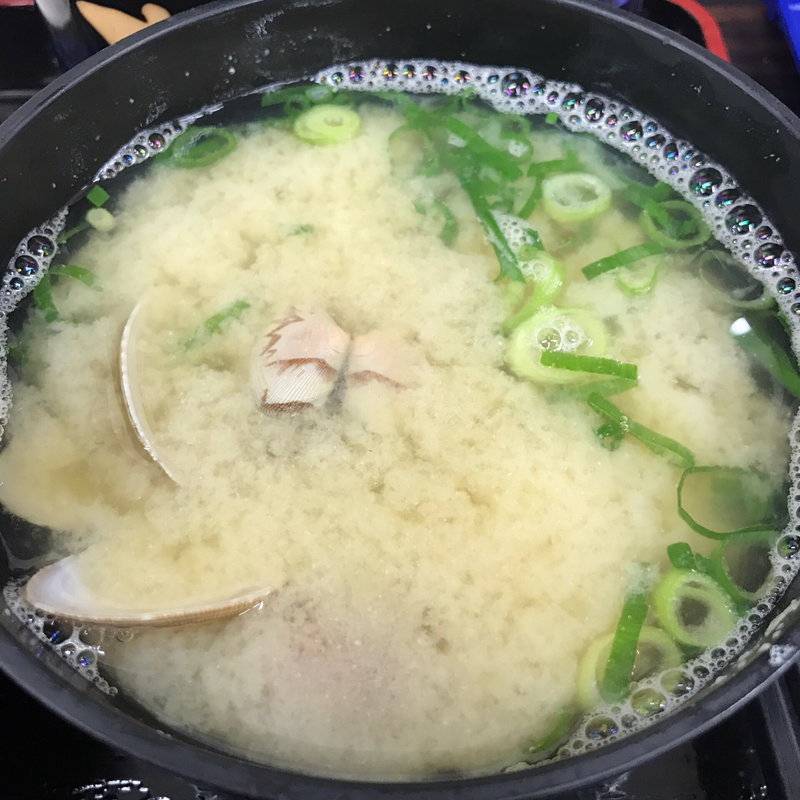 味噌汁を貝汁に変更(資さんうどん 志免町店)