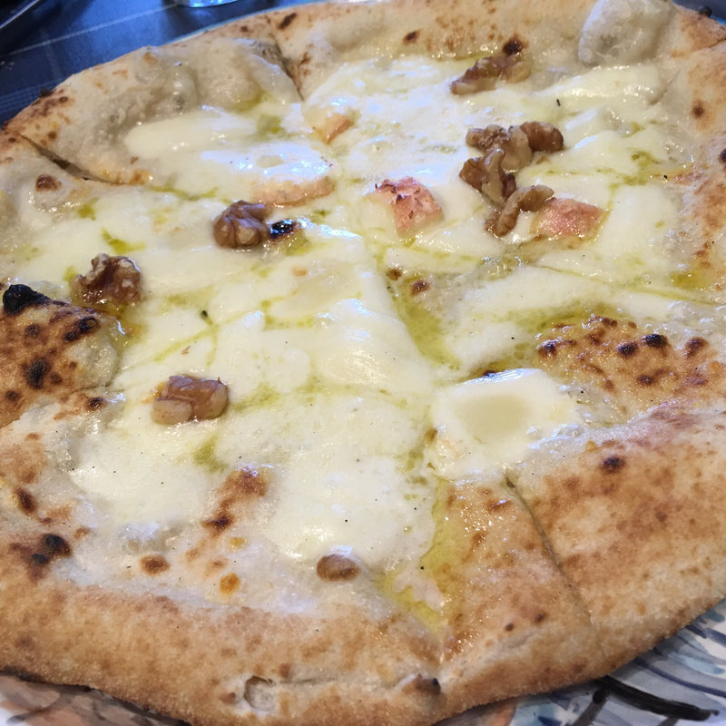 クワトロフォルマッジ(ナポリスタカ)