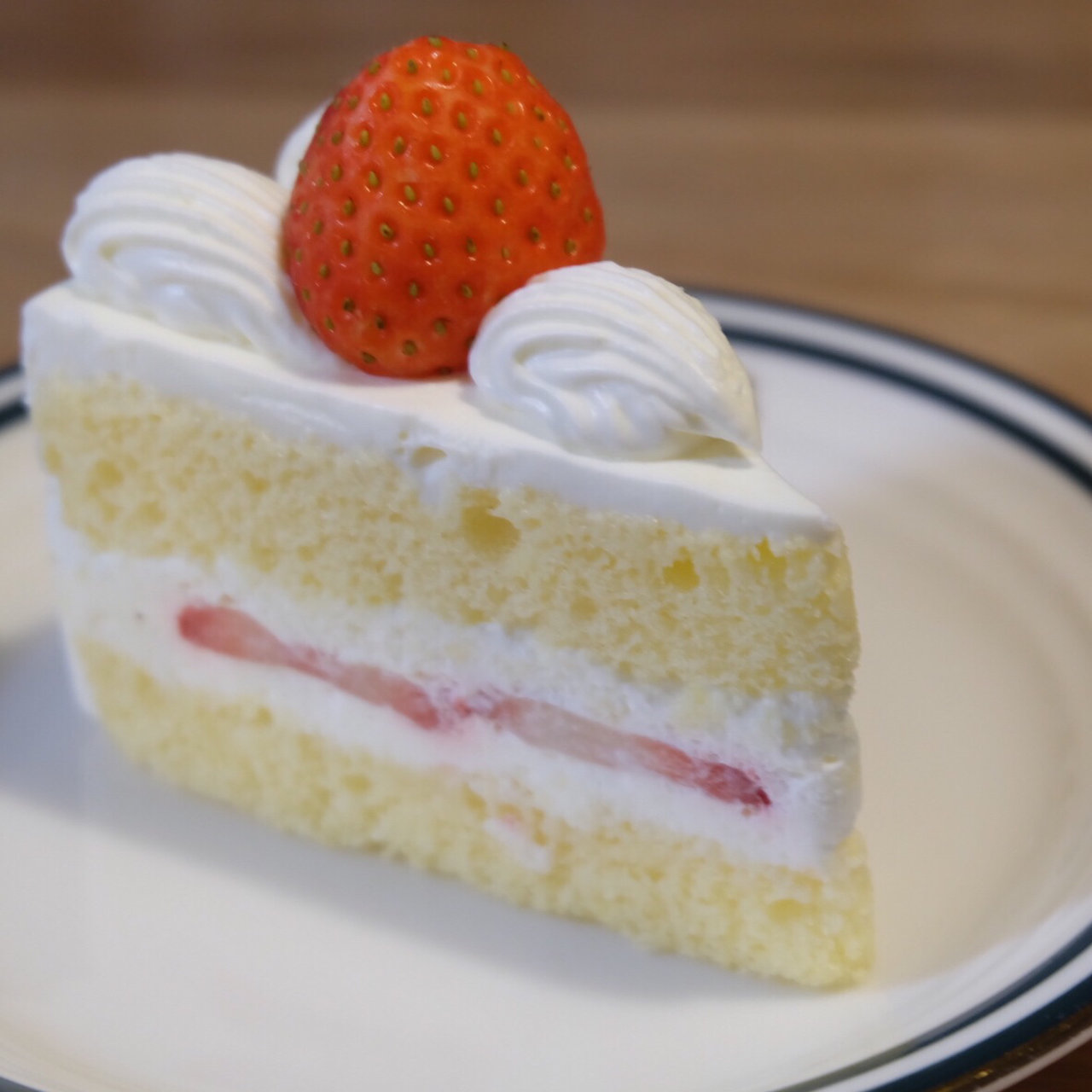 ショートケーキ パティスリー ラ ベルデュール Patisserie La Verdure の口コミ一覧 おいしい一皿が集まるグルメコミュニティサービス Sarah