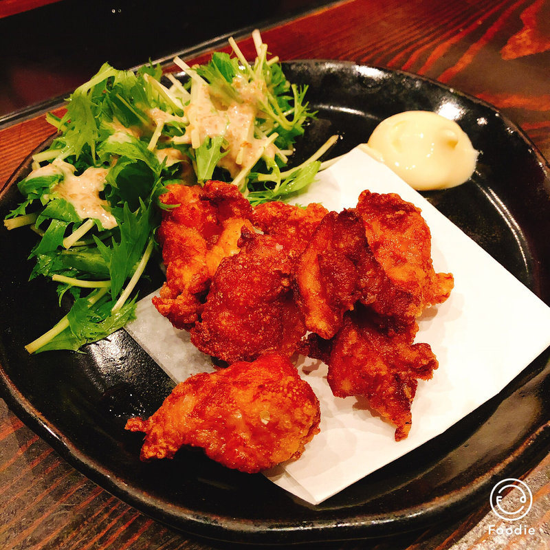 鷄モモ唐揚げ(心斎橋酒場 叶えや)