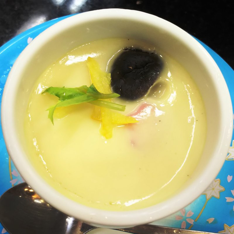 自家製茶わん蒸し(ジャンボおしどり寿司川崎宮前店)