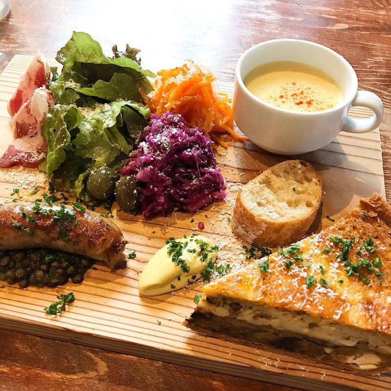 キッシュのプレートランチ(尼ヶ坂 )