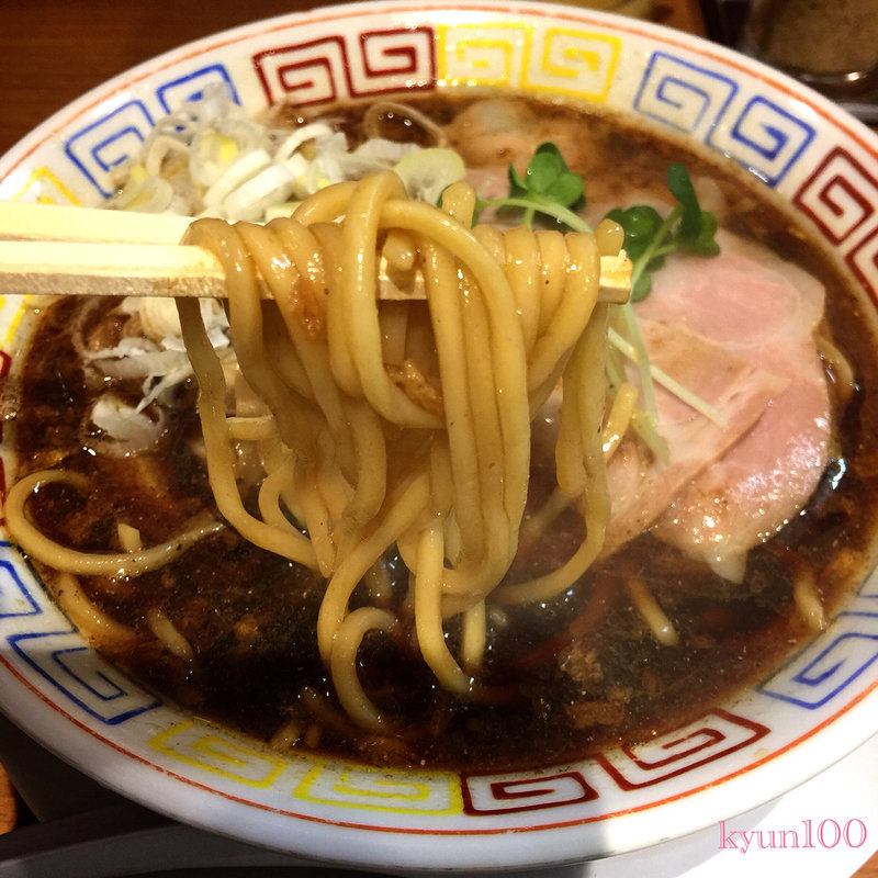 サバ醤油そば(サバ6製麺所 鶴橋店)
