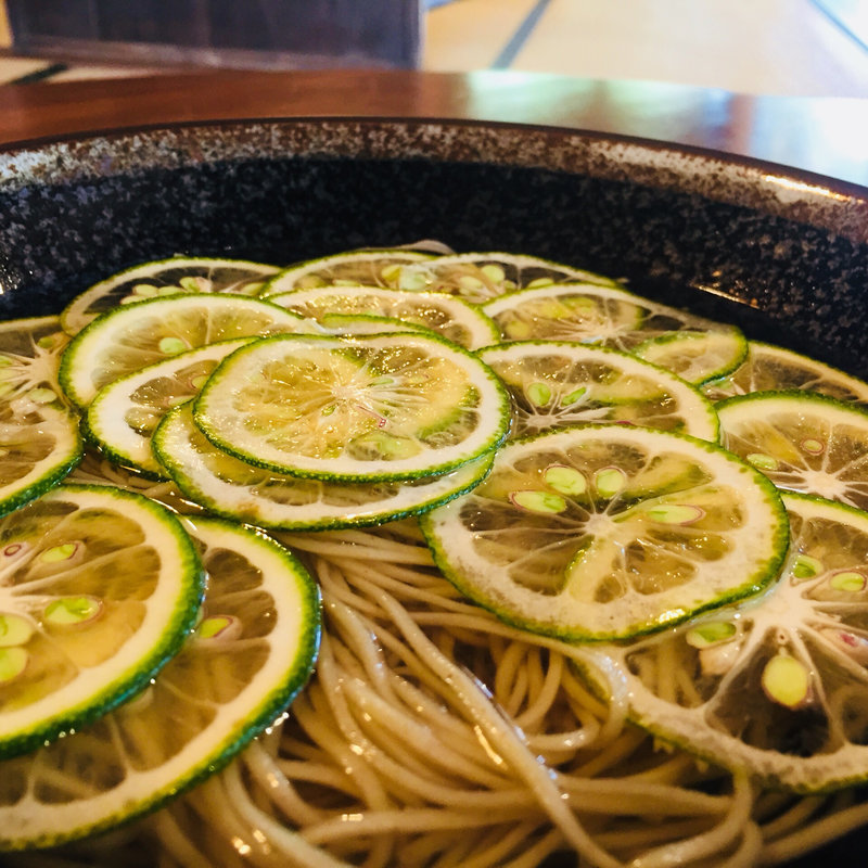 かぼす冷やかけそば(そば切 佗介 （ソバキリ ワビスケ）)