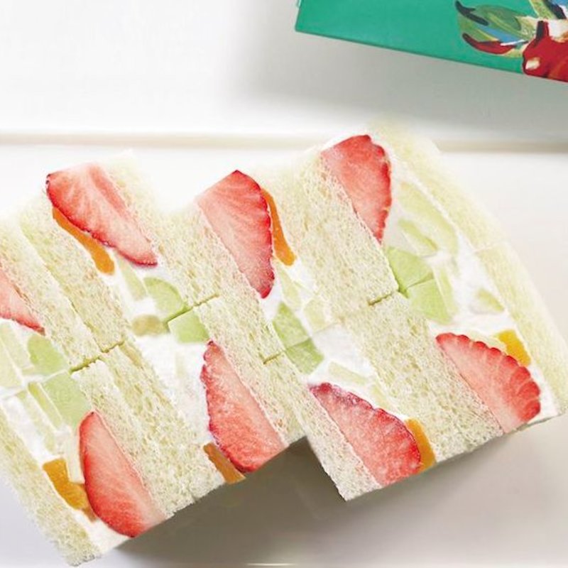 フルーツサンド(銀座千疋屋)