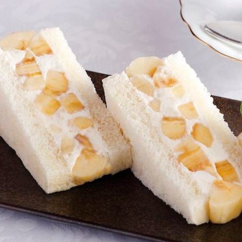 岡山県産もんげーバナナ®︎のサンドウィッチ(資生堂パーラー 銀座本店レストラン)