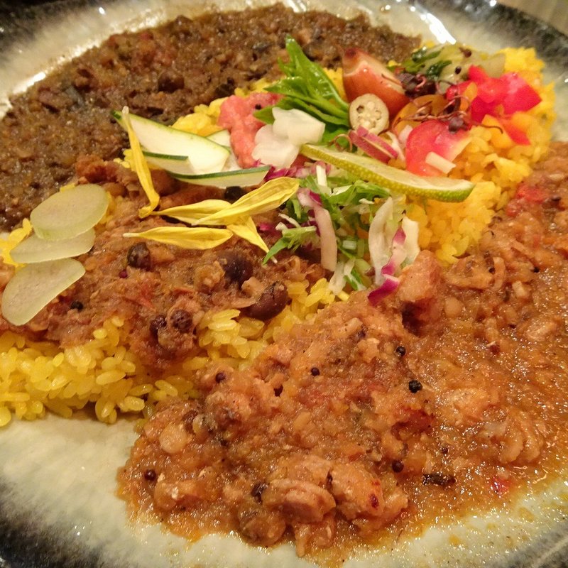 5周年感謝プレート（鮑の肝キーマCurry・花椒鱧キーマCurry・実山椒ぼんじりキーマ）(シナジー （Synergy）)