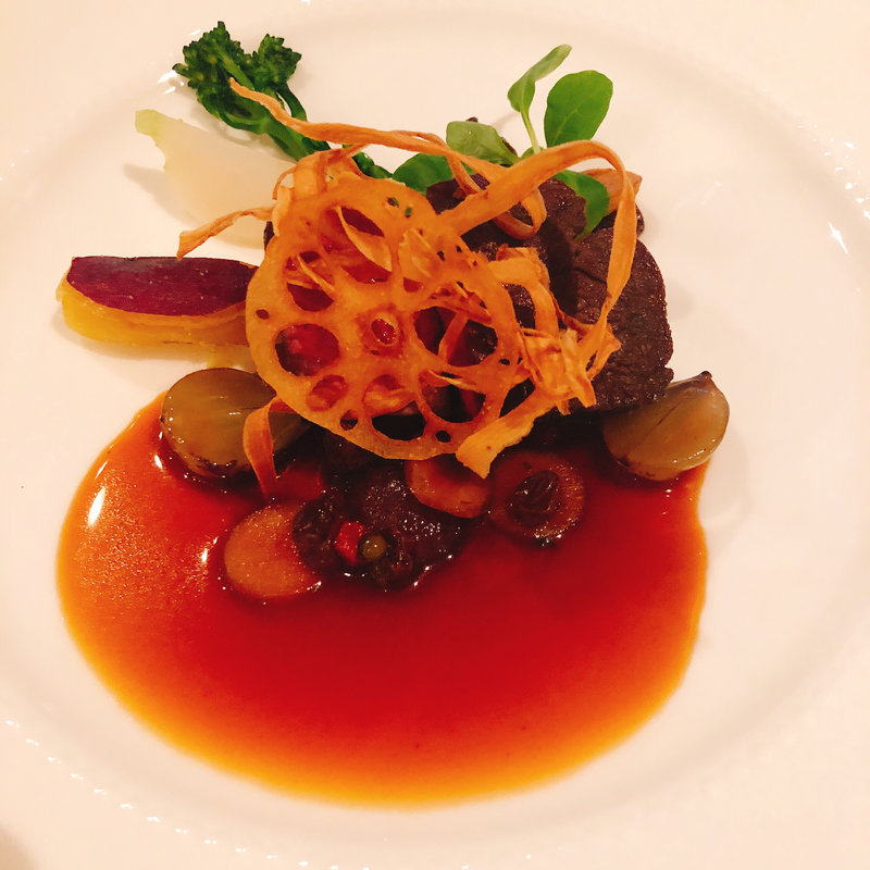 牛フィレ肉の秋のソース仕立て(ドゥ ミル （deuxmil）)