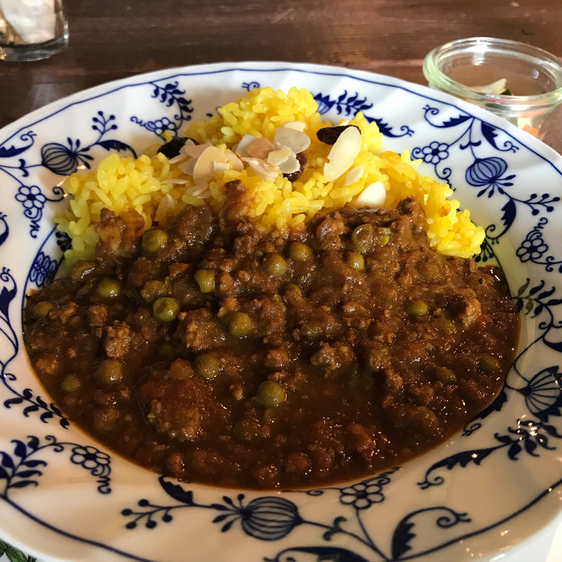 キーマカレー ピクルス付き(スパイスとカレーの専門店 TAKECO1982（吉山武子の店）)