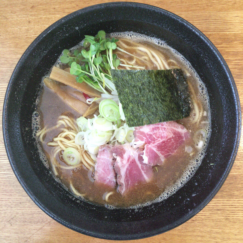 豚骨魚介らあめん(麺のご馳走 花うさぎ)